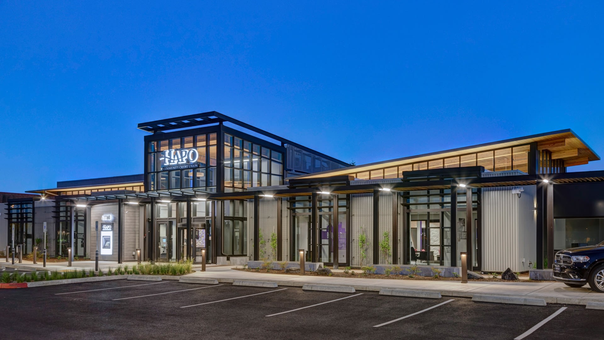 HAPO Credit Union Celebrates World’s First WELL Certified™ CU - Hapo Community Credit Union Kennewick Wa